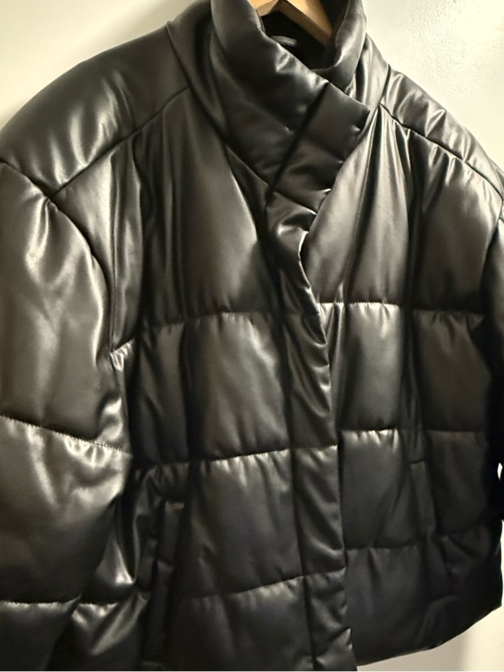 GAP Black Cropped Faux-Leather Puffer Jacket